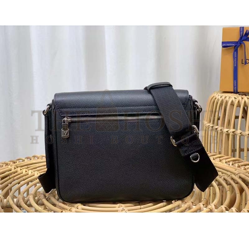 L0vis Vvtt0n LV Men District PM Bag Black Taiga Cowhide Leather Master Quality