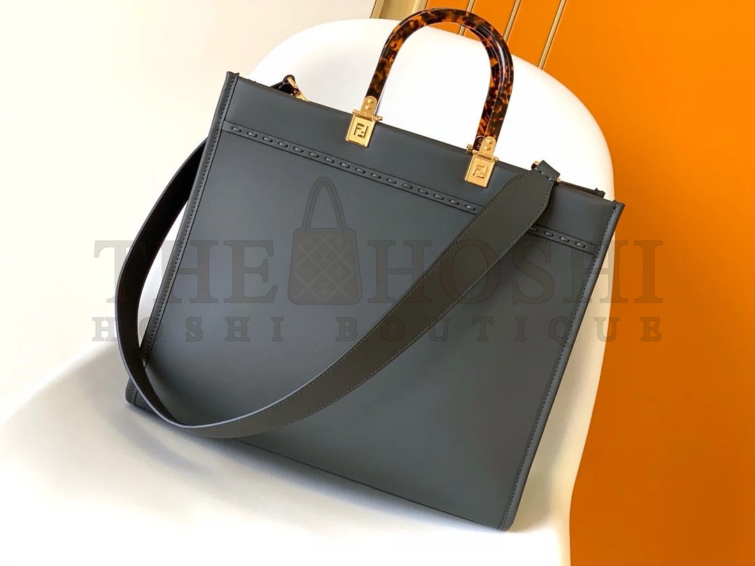 F**di Sunshine Medium Tote Bag in Black Leather with Python Logo Master Quality