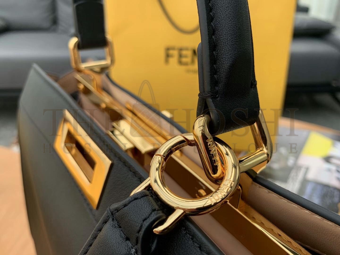 F**di Peekaboo ISeeU Medium Bag In Black Calfskin Master Quality