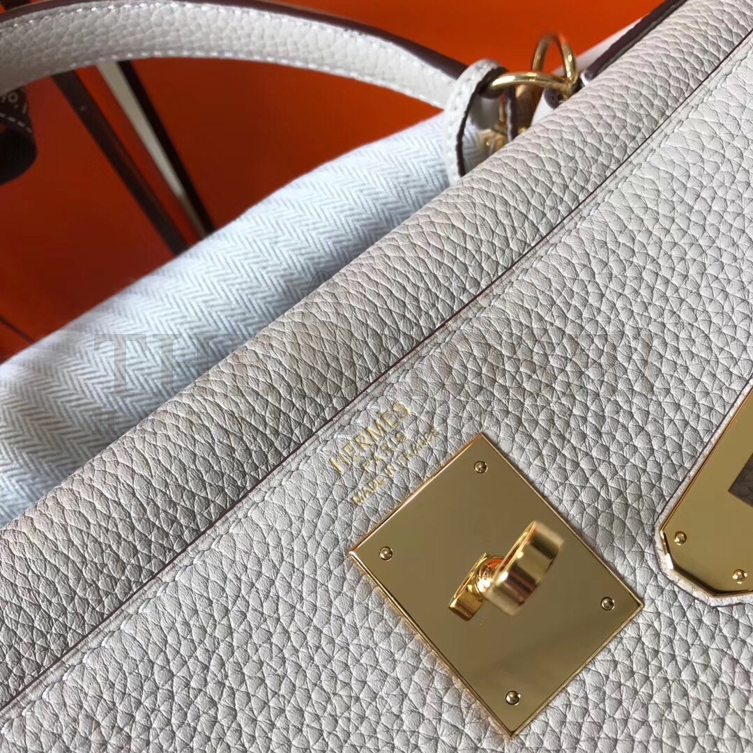 H**me5 Kelly 32cm Retourne Bag In Pearl Grey Clemence Leather Master Quality