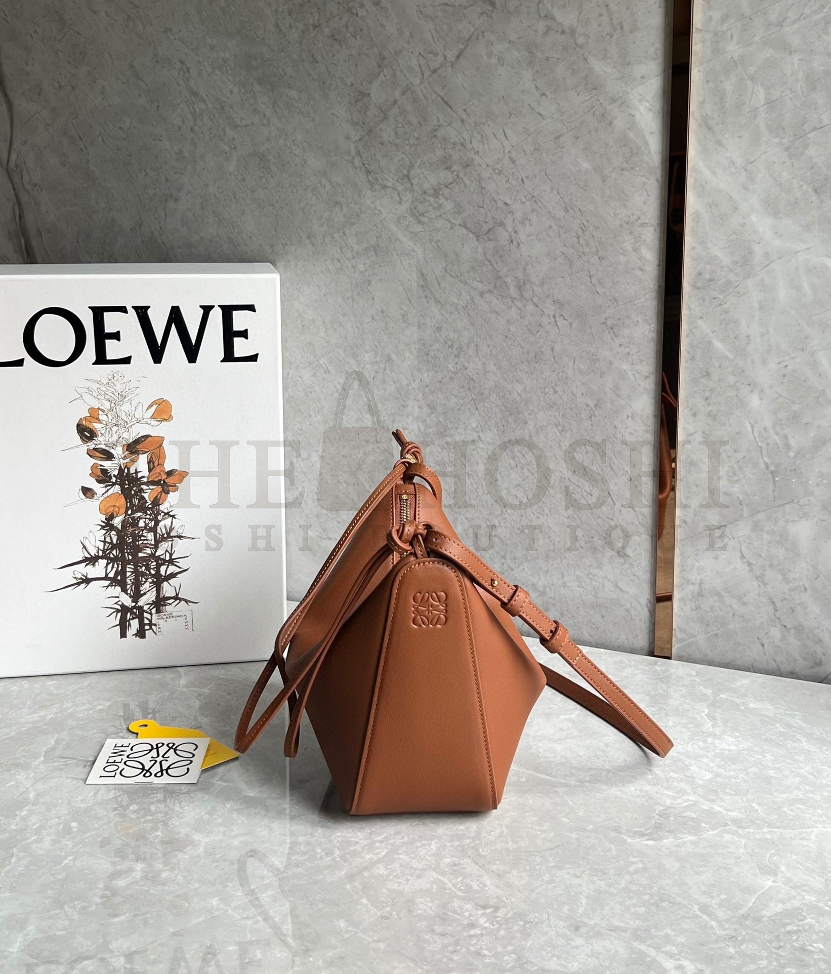 L0ew* Mini Hammock Hobo Bag in Brown Calfskin Master Quality