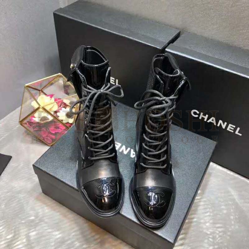 Ch**el Women Patent Calfskin &amp; Crumpled Calfskin Ankle Boots-Black Master Quality