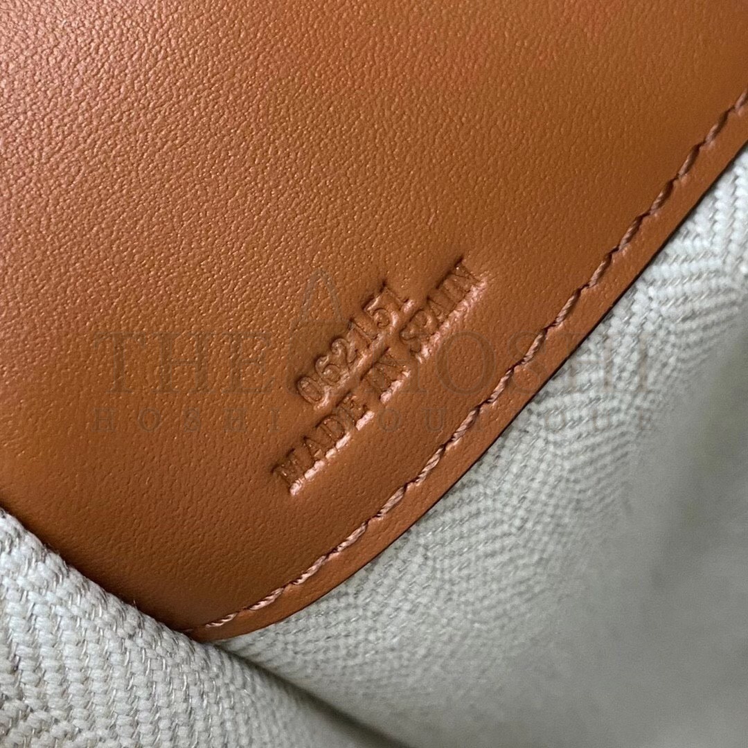 L0ew* Medium Cushion Tote In Beige Anagram Jacquard Master Quality