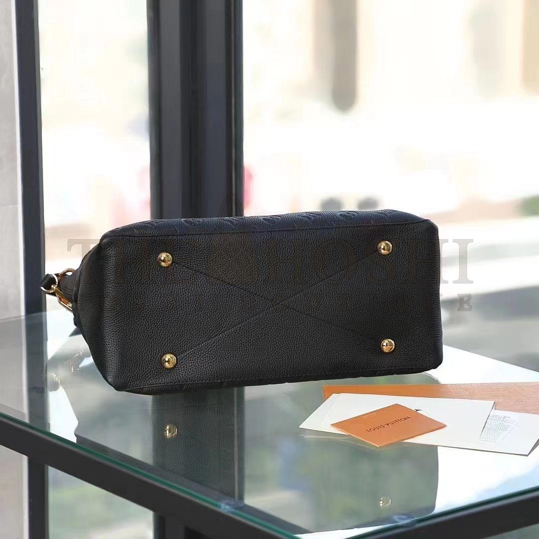L0vis Vvtt0n LV Women Maida Hobo Handbag Black Embossed Grained Cowhide Leather Master Quality