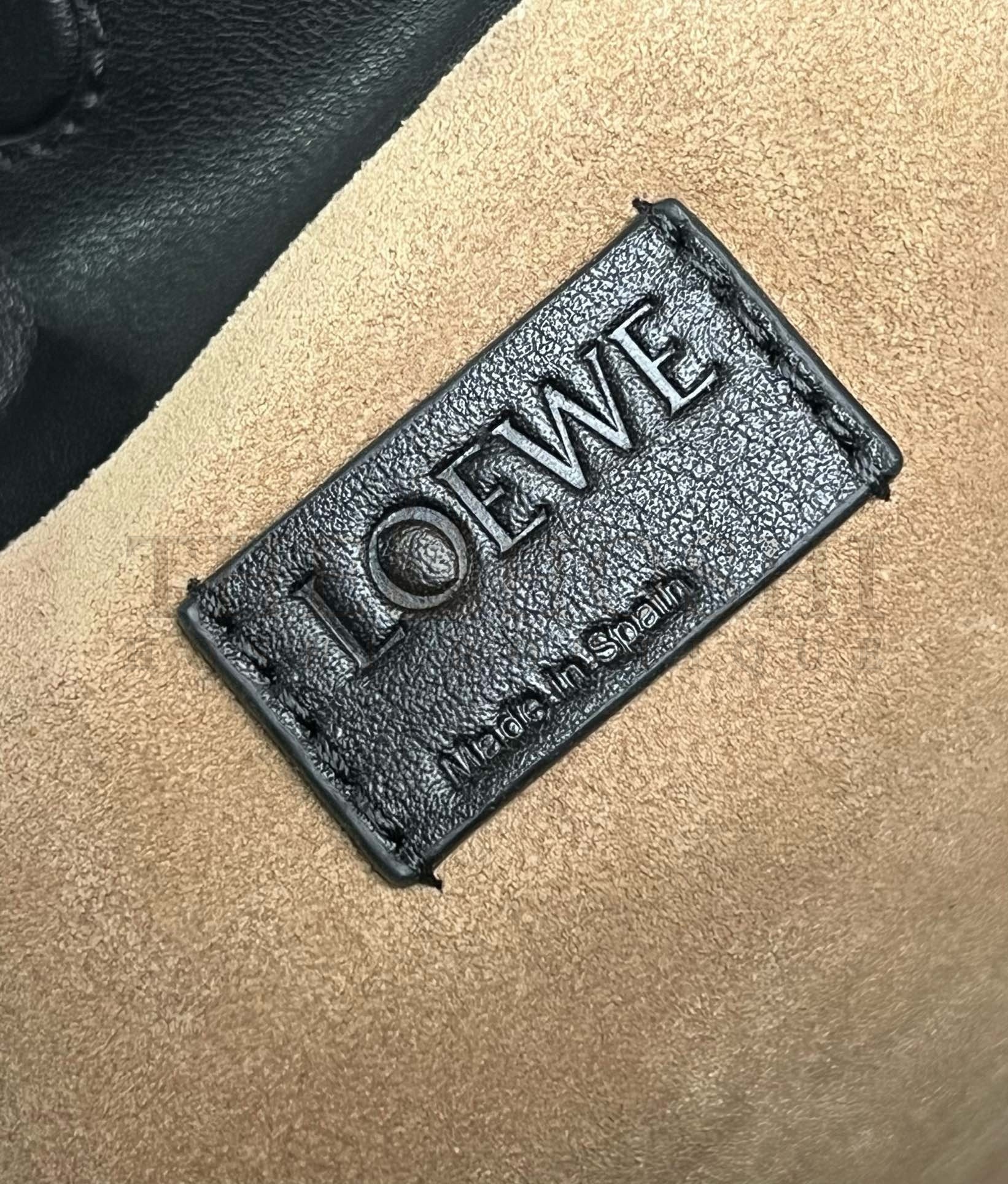 L0ew* Flamenco Clutch Bag in Black Nappa Calfskin Master Quality