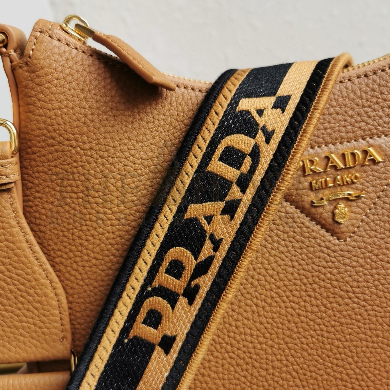 Pra*a Shoulder Bag in Brown Grained Leather Master Quality
