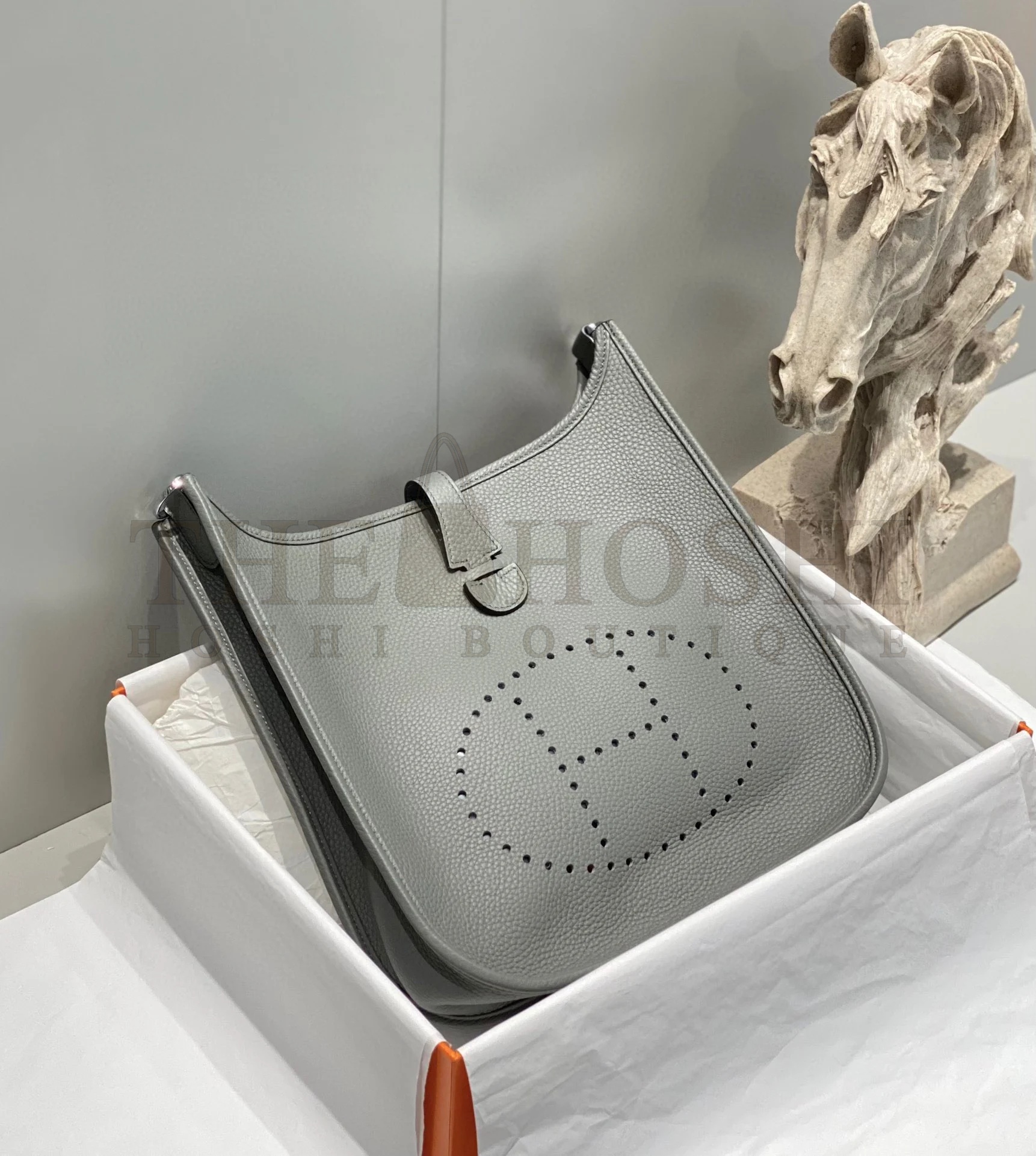 H**me5 Evelyne III 29 Bag in Gris Meyer Clemence Leather Master Quality
