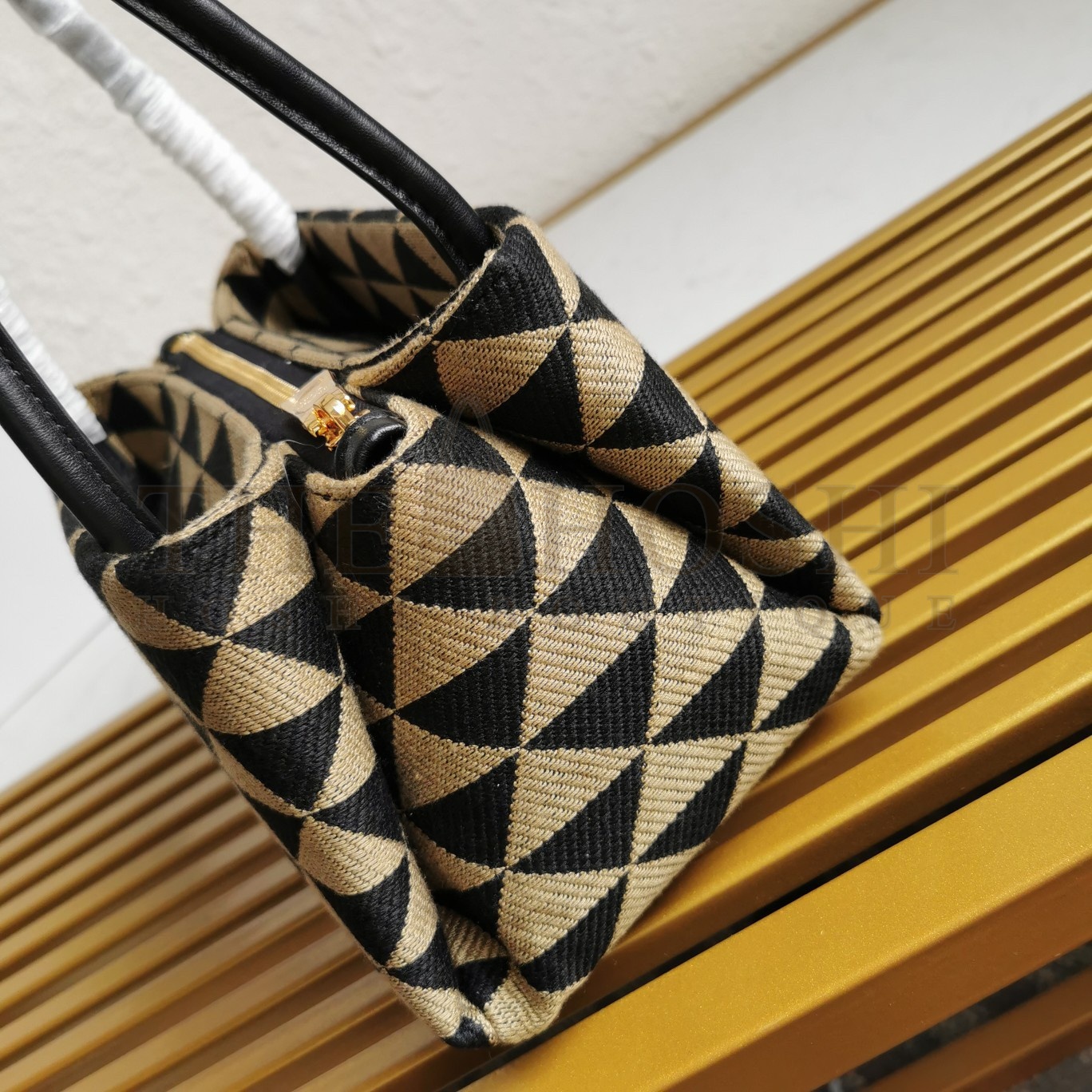 Pra*a S*pernova Small Shoulder Bag In Black/Beige Fabric Master Quality
