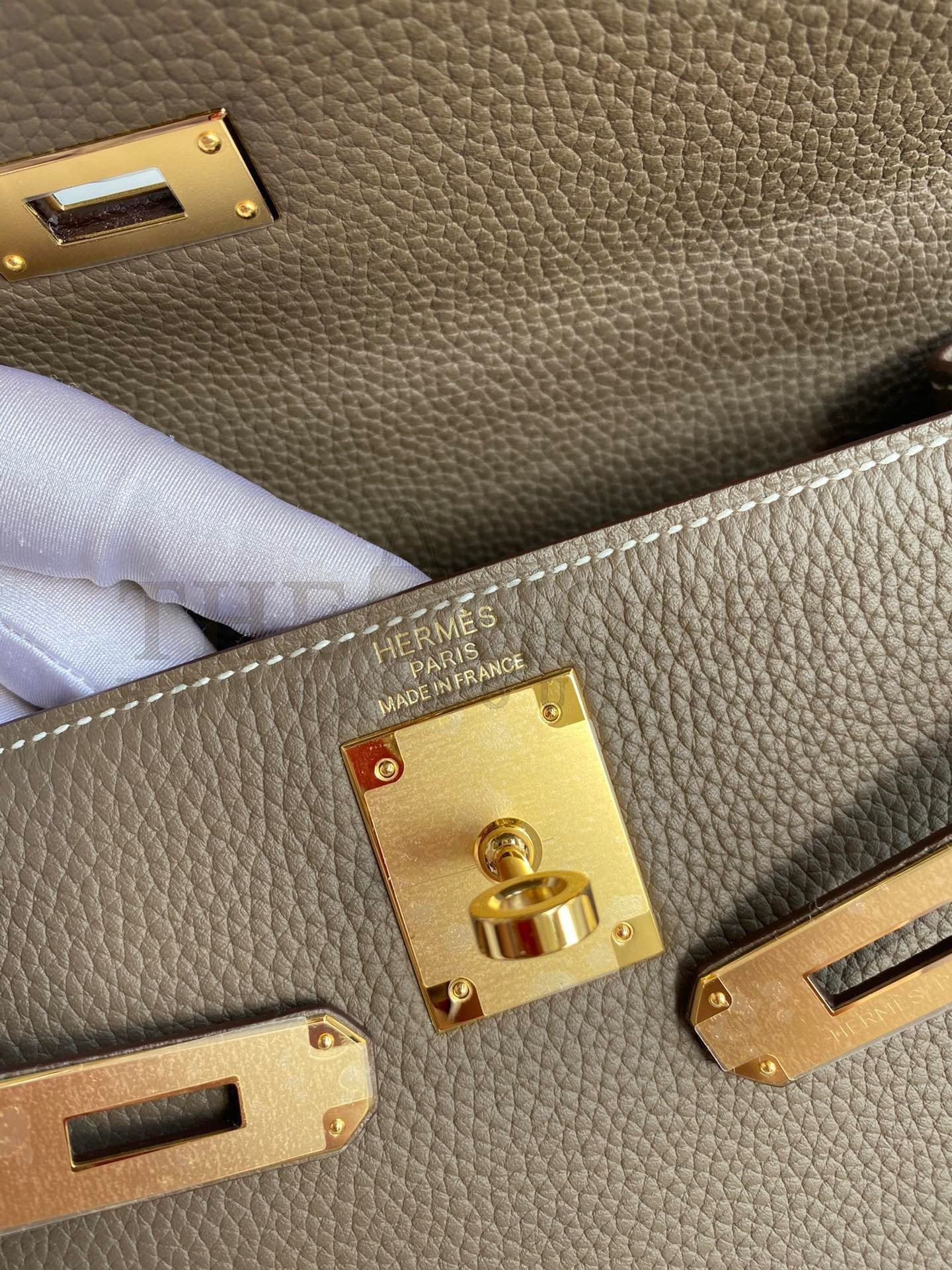 H**me5 Kelly Retourne 28 Handmade Bag In Taupe Clemence Leather Master Quality