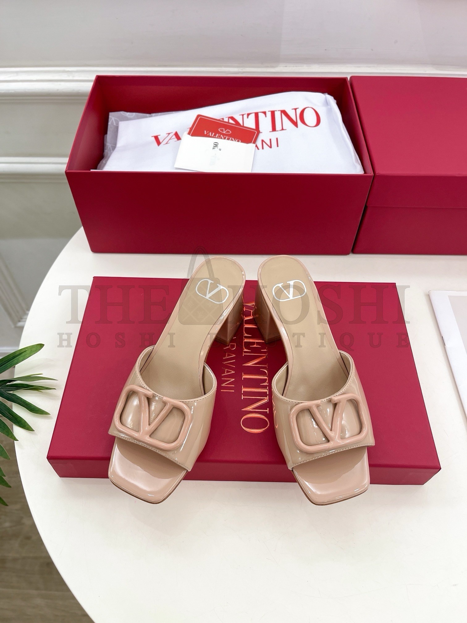 Va1e*ntin0 VLogo Slide Sandals 60mm in Rose Cannelle Patent Leather Master Quality