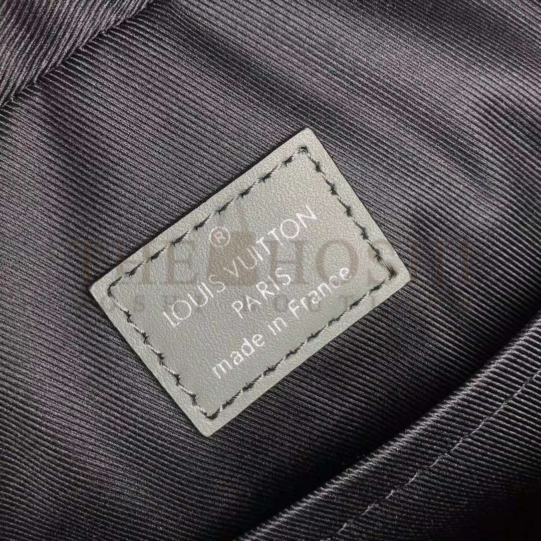 L0vis Vvtt0n LV Men Amazone Sling Bag Monogram Eclipse Canvas Master Quality