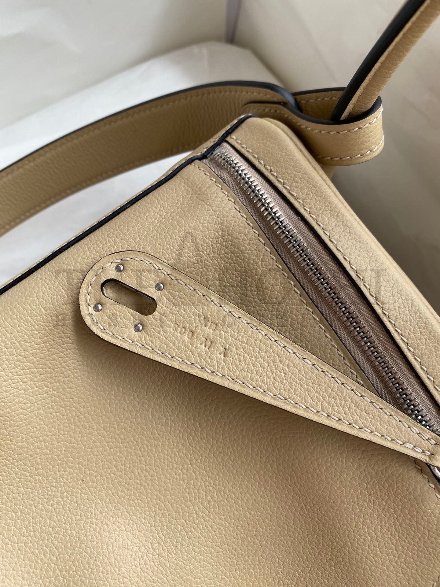 H**me5 Lindy 26 Handmade Bag In Trench Evercolor Leather Master Quality