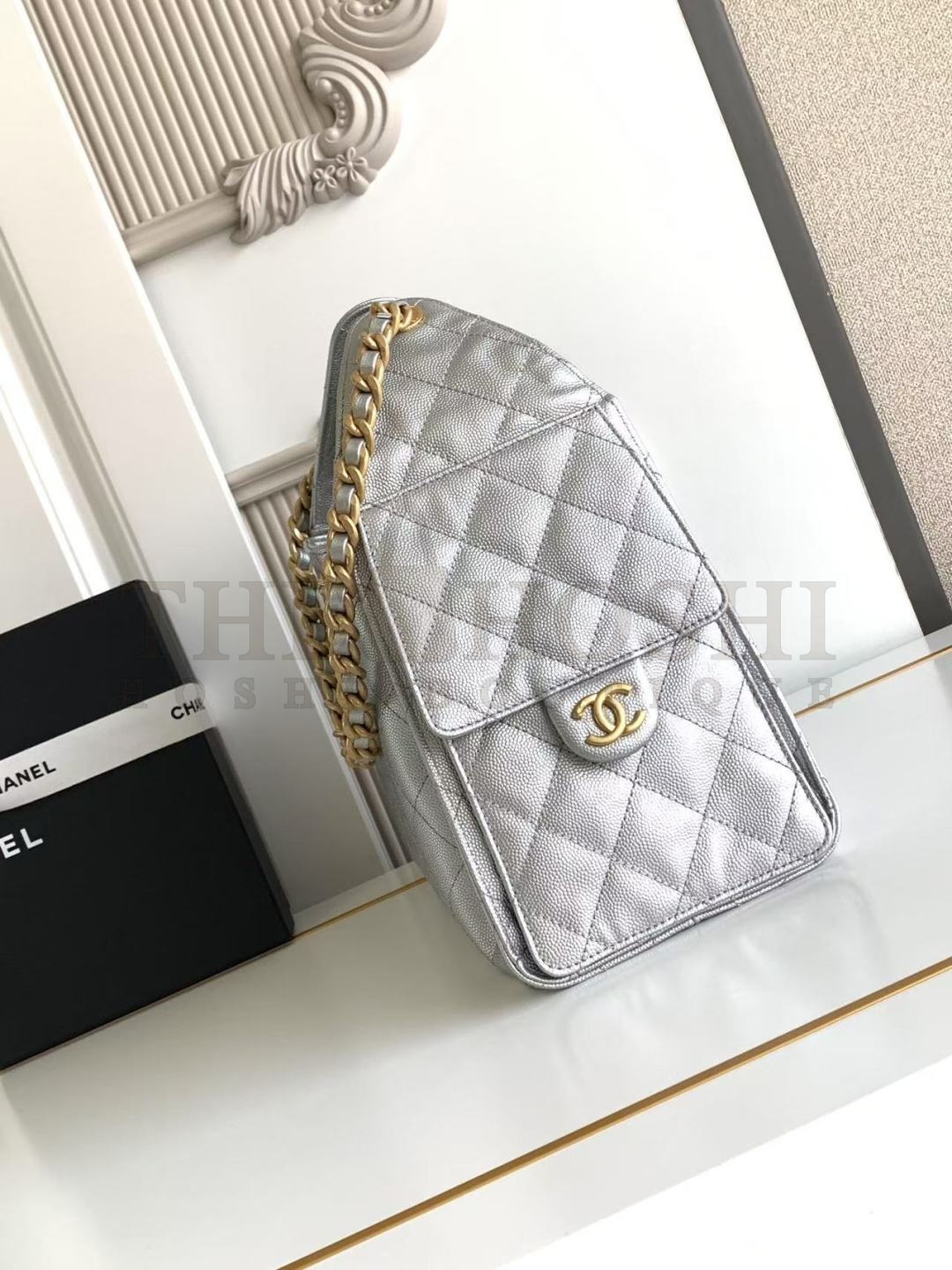 Ch**el 25C AS5293 Hobo Drawstring Bag Silver Caviar Leather with Gold Chain 30x26x14cm Master Quality