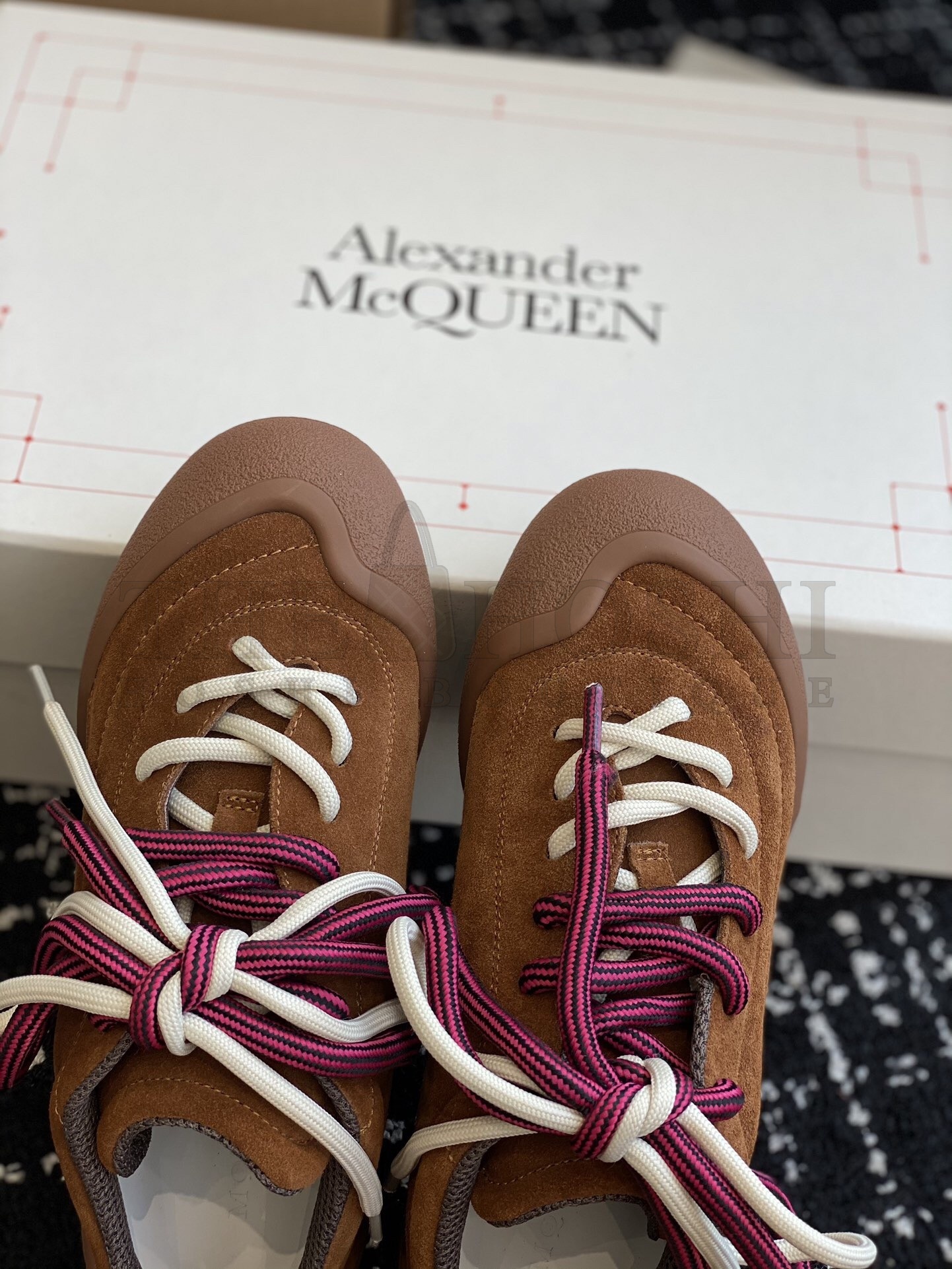 A1exa*der Mcqv*en Women