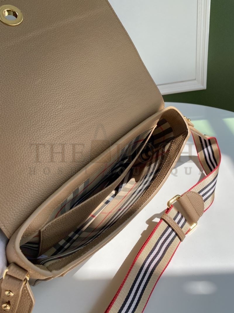 Bv*b*rry Clutch Bags Master Quality