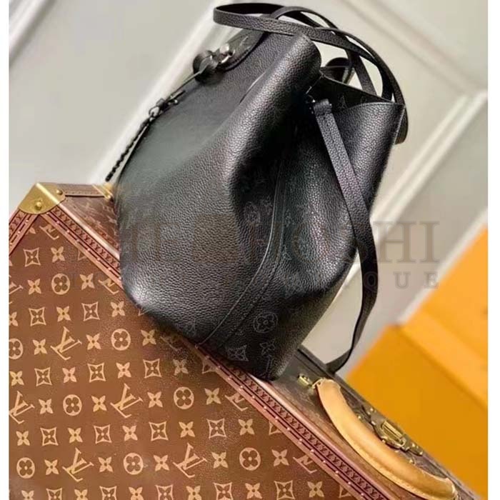 L0vis Vvtt0n LV Women Blossom MM Tote Bag Black Mahina Perforated Calfskin Leather Master Quality