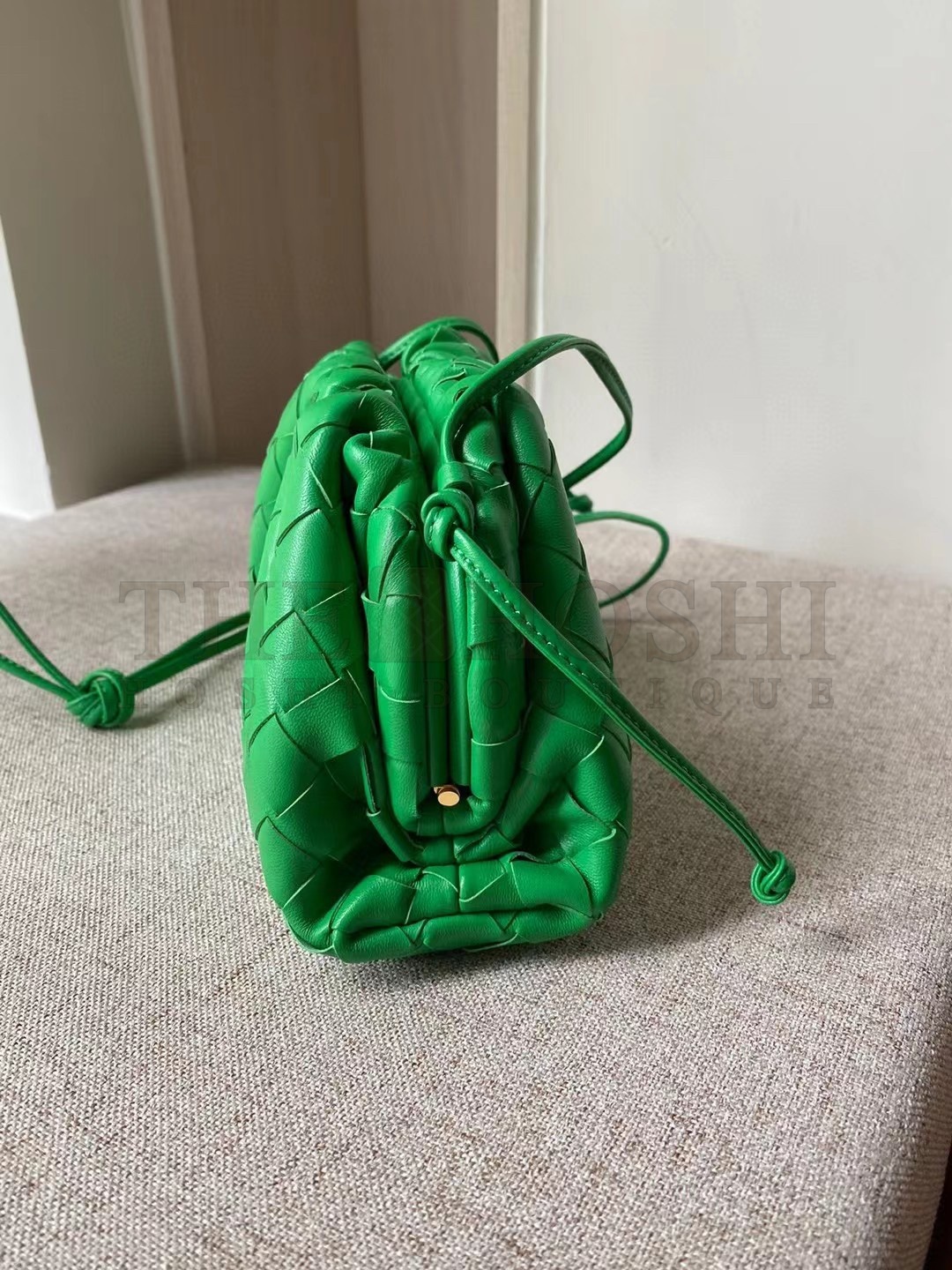 B0tt*ga Ven*ta Mini Pouch with Strap in Parakeet Intrecciato Lambskin Master Quality