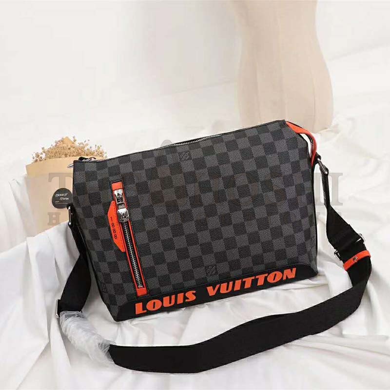 L0vis Vvtt0n LV Men Damier Cobalt Race Discovery Messenger PM Bag-Grey Master Quality