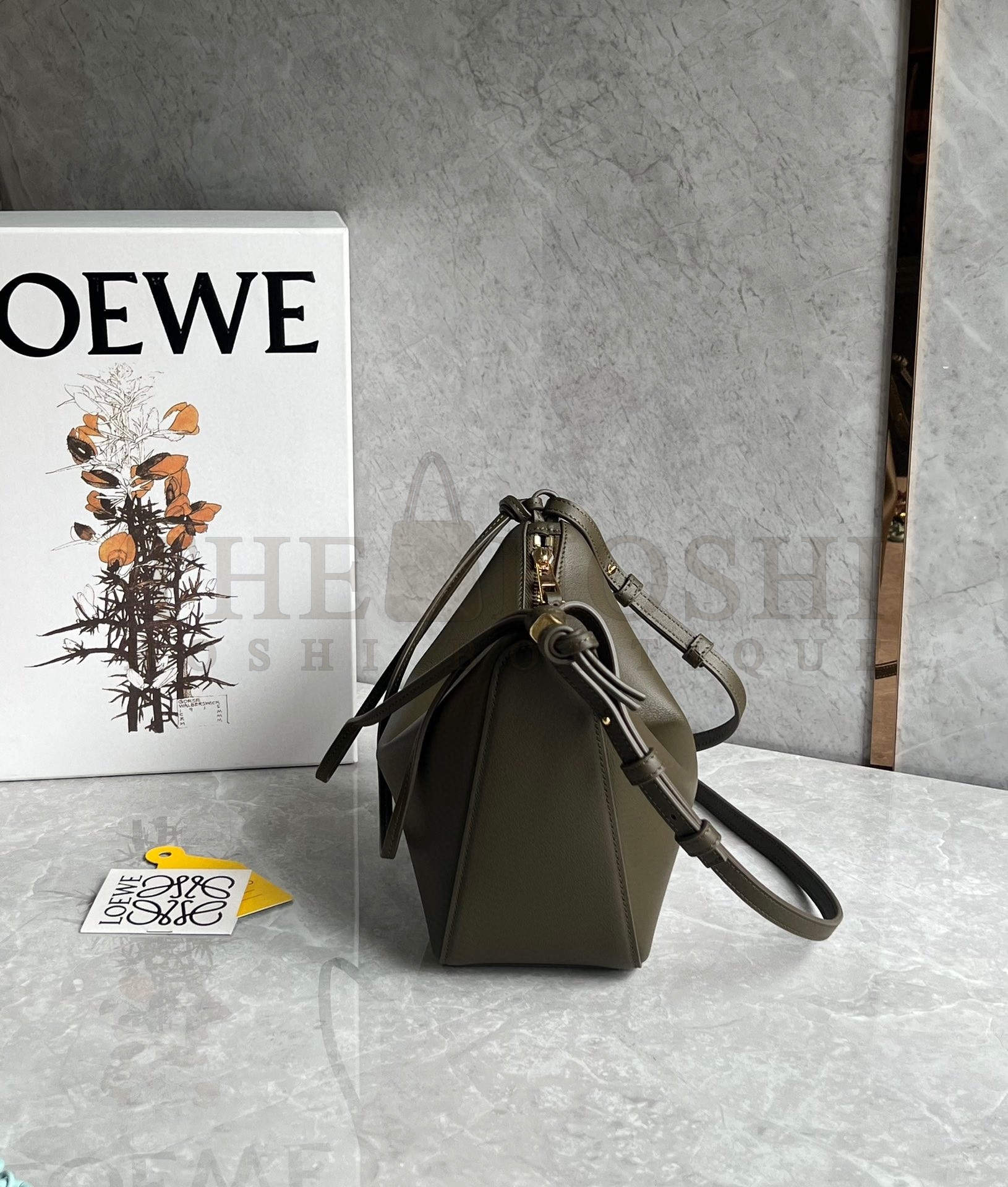 L0ew* Mini Hammock Hobo Bag in Dark Green Calfskin Master Quality