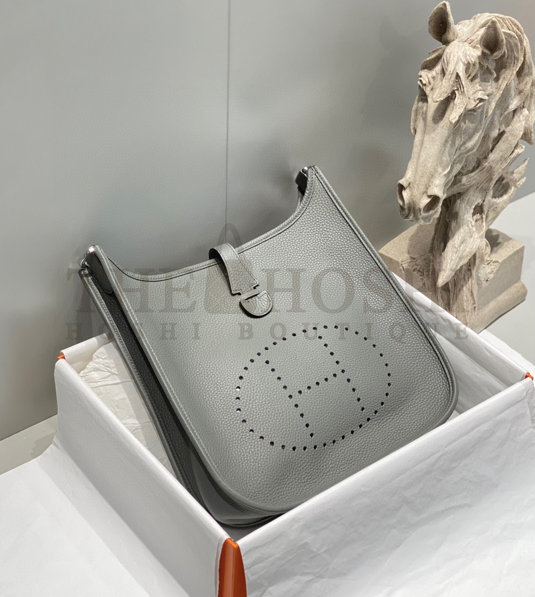 H**me5 Evelyne III 29 Bag in Gris Meyer Clemence Leather Master Quality