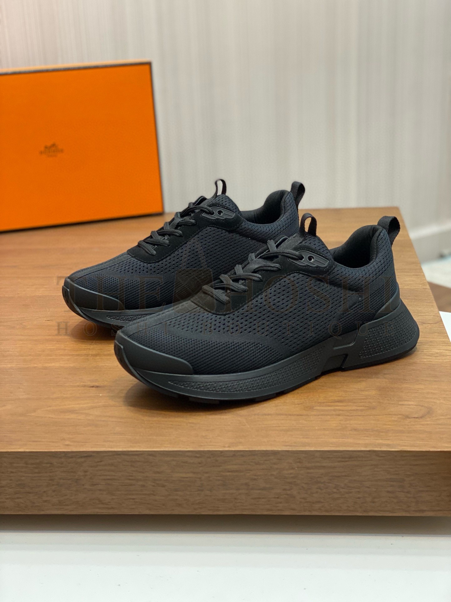 H**me5 Heros Sneakers in Noir Technical Knit Master Quality