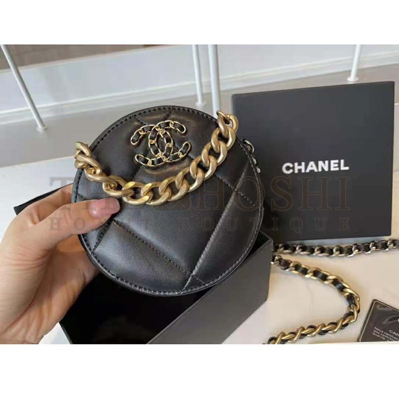 Ch**el Women Ch**el 19 Clutch with Chain Lambskin Gold Silver-Tone & Ruthenium Black Master Quality