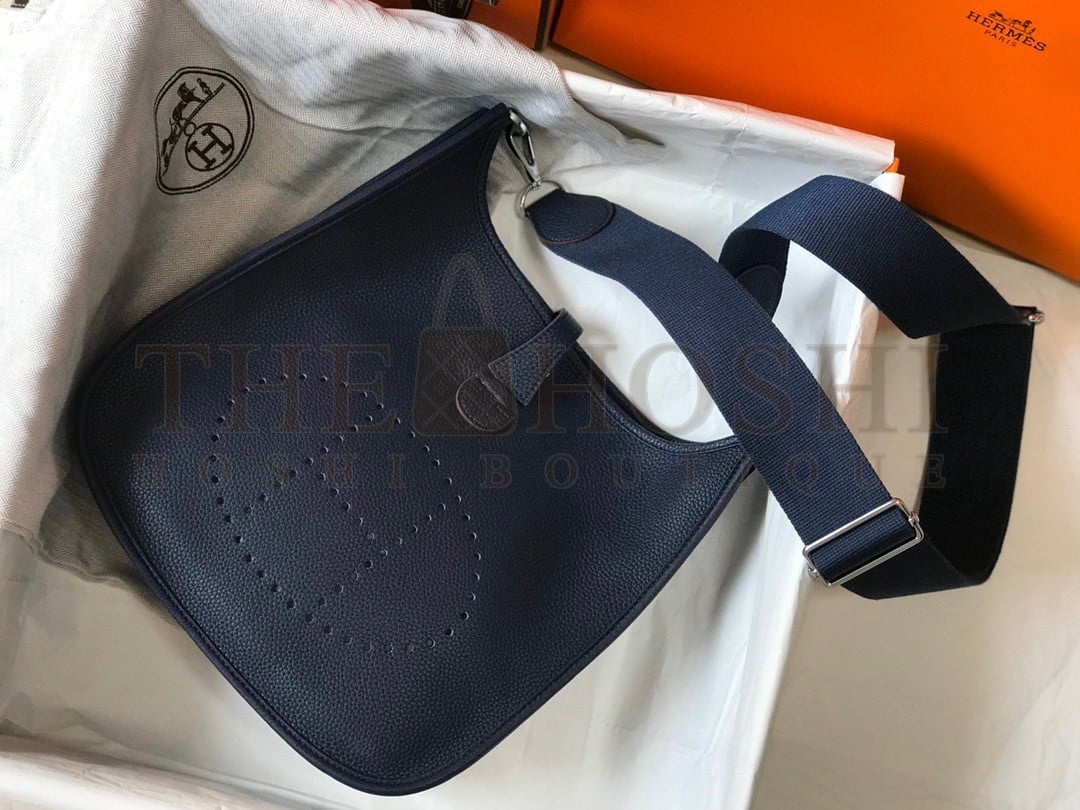 H**me5 Evelyne III 29 Bag In Black Clemence Leather Master Quality