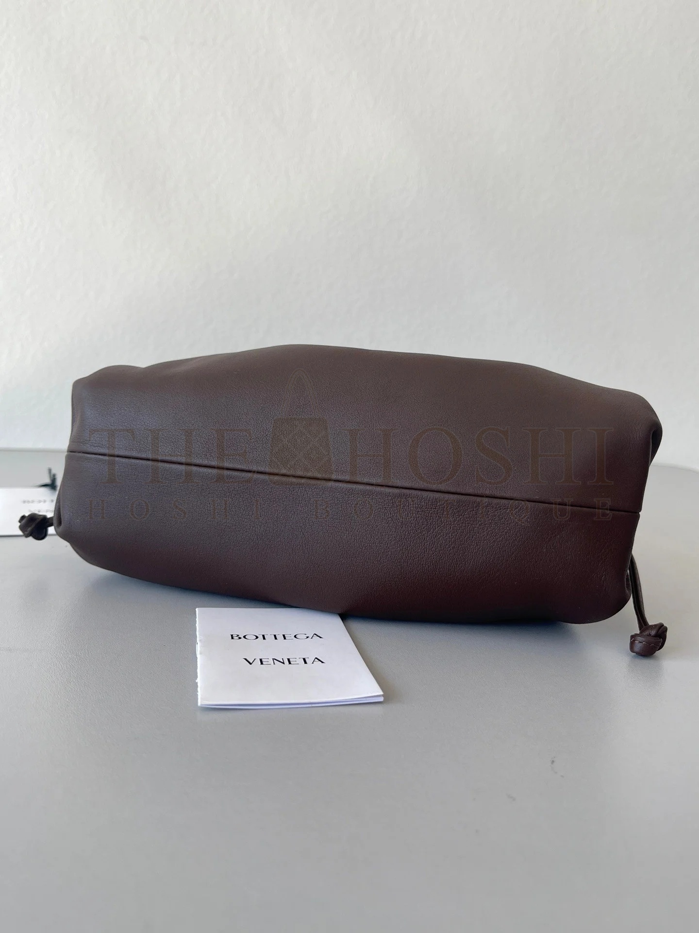 B0tt*ga Ven*ta Mini Pouch with Strap in Grape Calfskin Master Quality