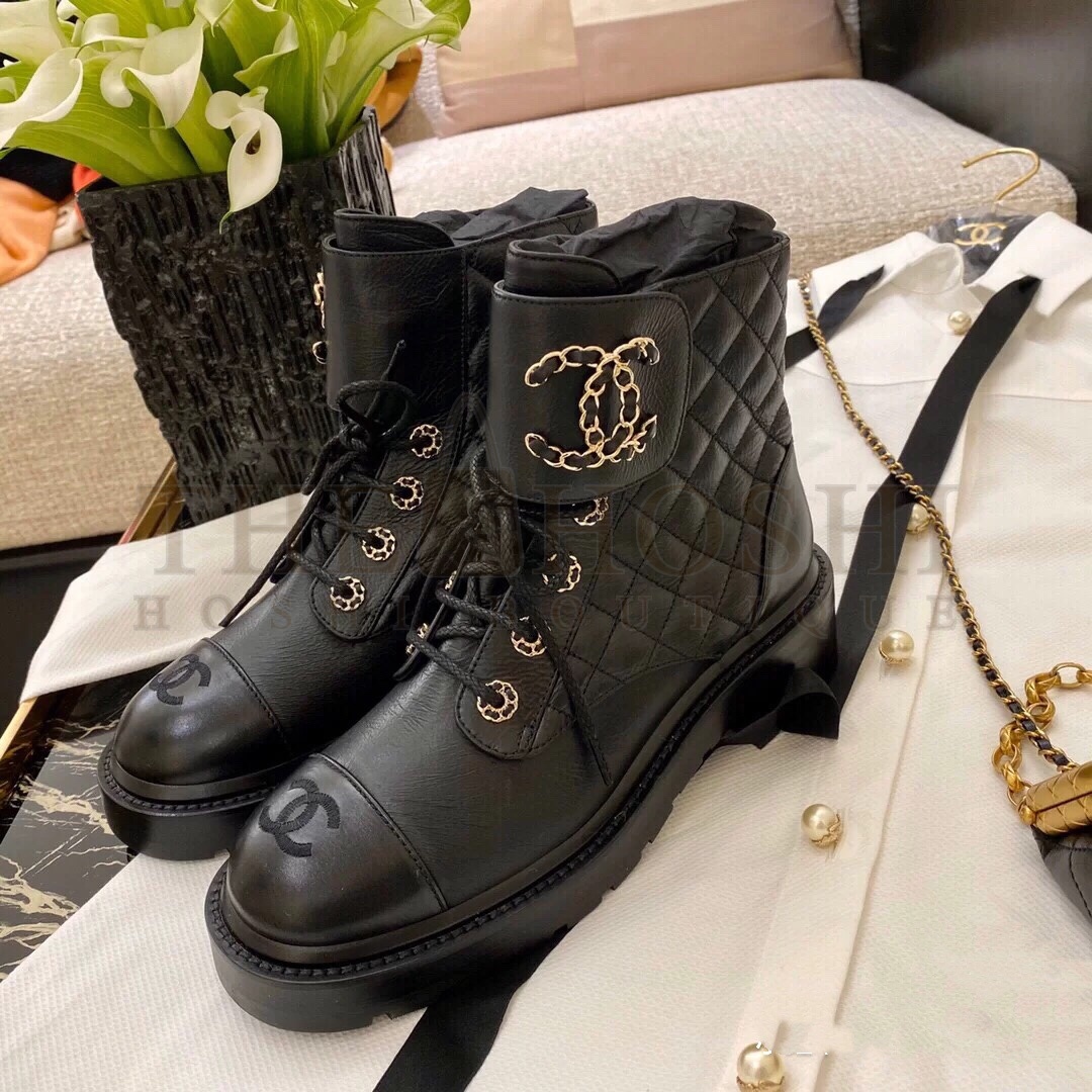 Ch**el Shiny Lambskin Quilted Lace Up Combat Boots Master Quality