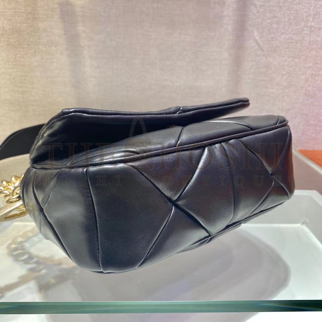 Pra*a Women Padded Leather Shoulder Bag Triangle-Stitched Padding-Black Master Quality