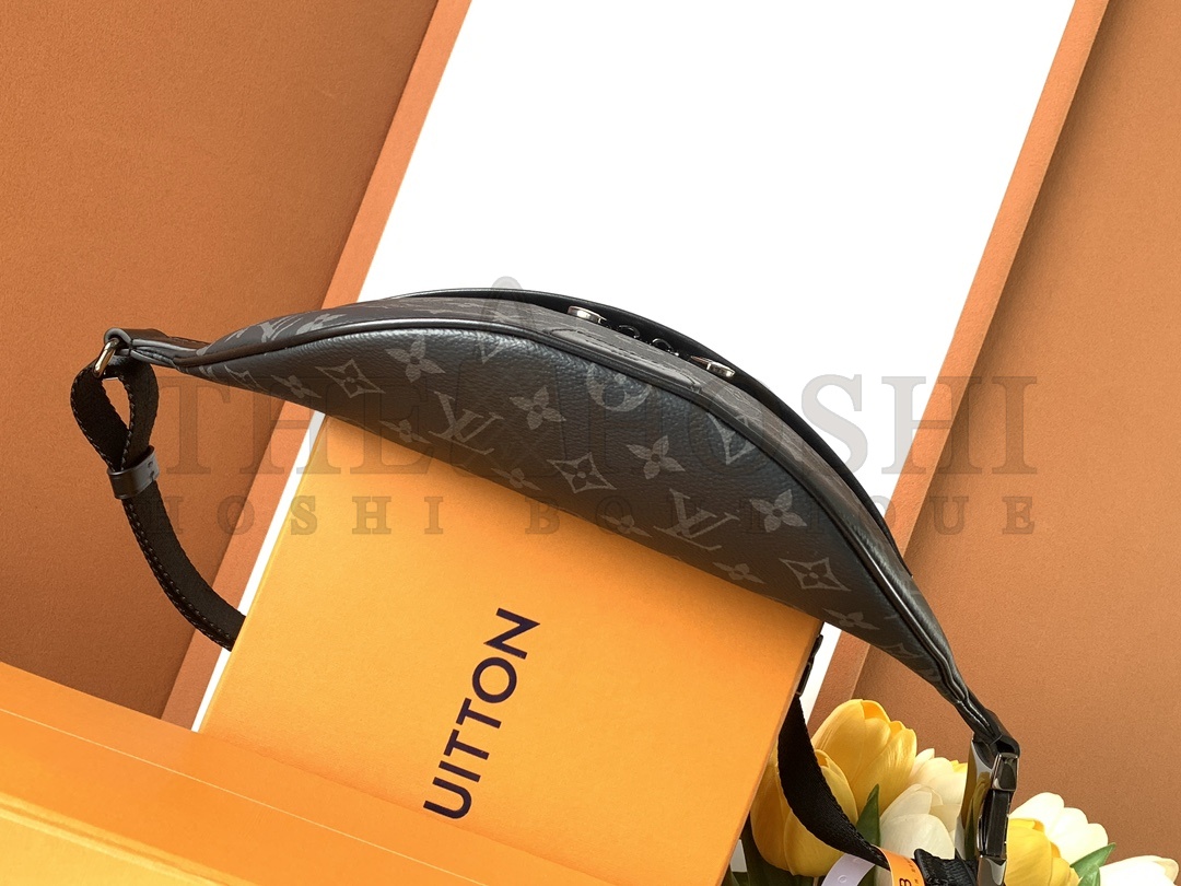 L0vis Vvtt0n LV Men Discovery Bumbag PM Grey Monogram Eclipse Canvas M46035 Master Quality
