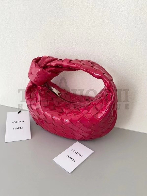 B0tt*ga Ven*ta BV Jodie Mini Bag In Red Intrecciato Patent Leather Master Quality