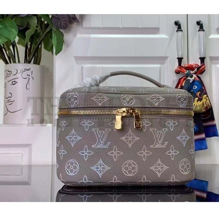 L0vis Vvtt0n LV Women Nice Mini Toiletry Pouch Gray Mahina Perforated Calfskin Leather Master Quality