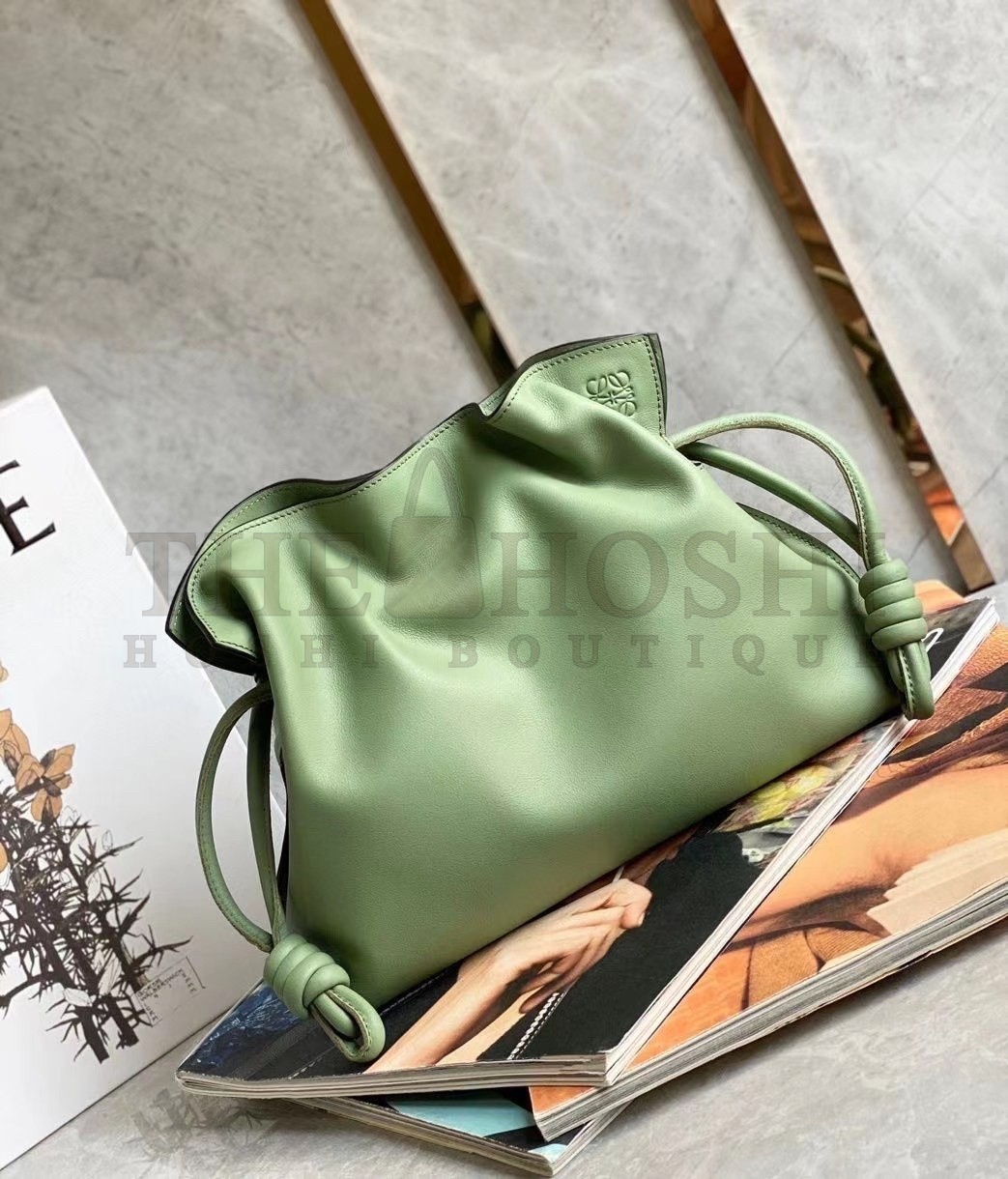 L0ew* Flamenco Clutch In Rosemary Nappa Leather Master Quality