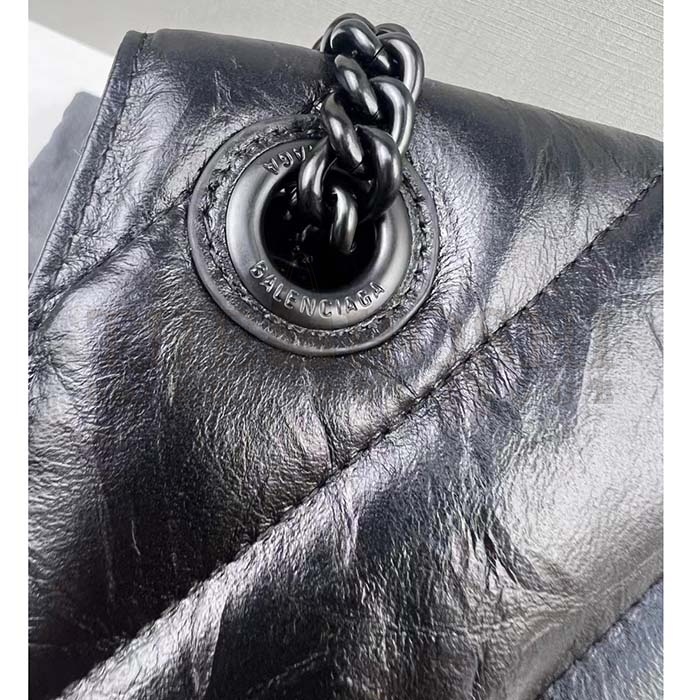 Ba1en*iaga Women Crush Small Chain Bag Quilted Black Crushed Calfskin Black Matte Hardware Master Quality