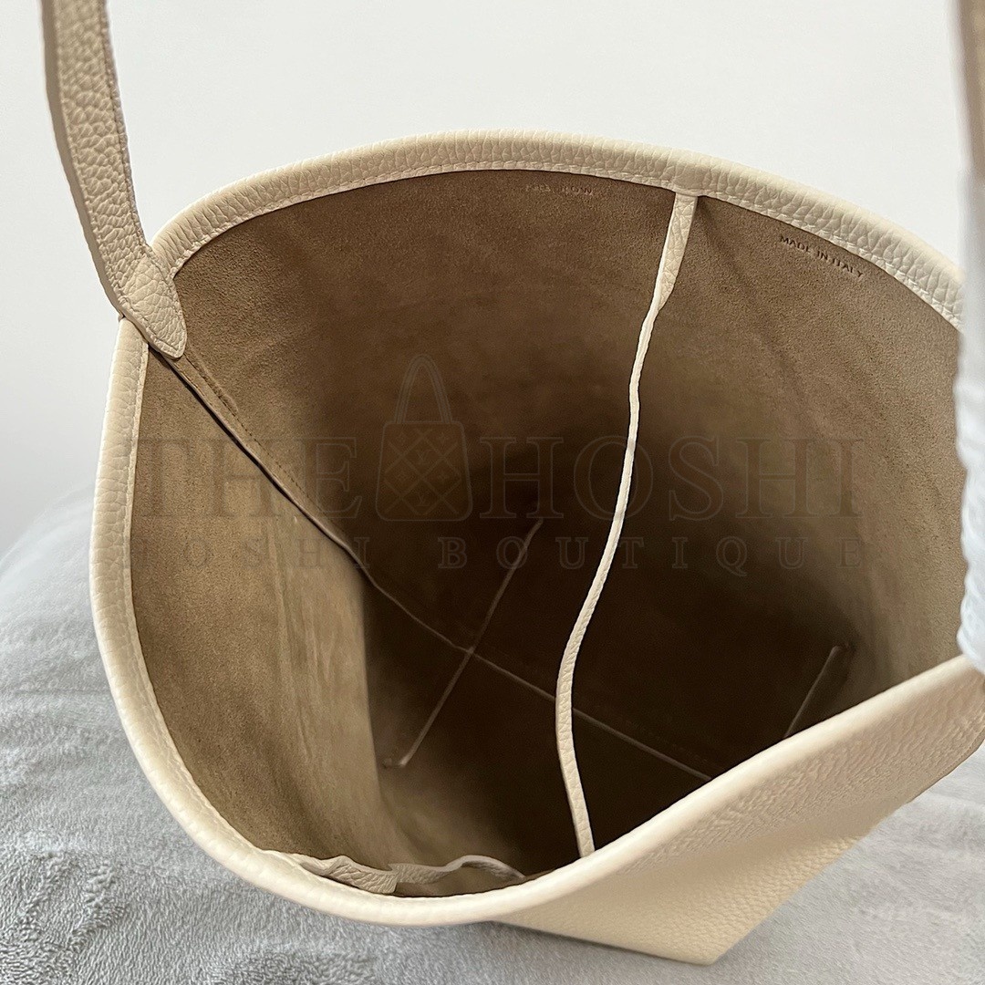 The R0w Medium N/S Park Tote in Ivory Grained Leather Master Quality