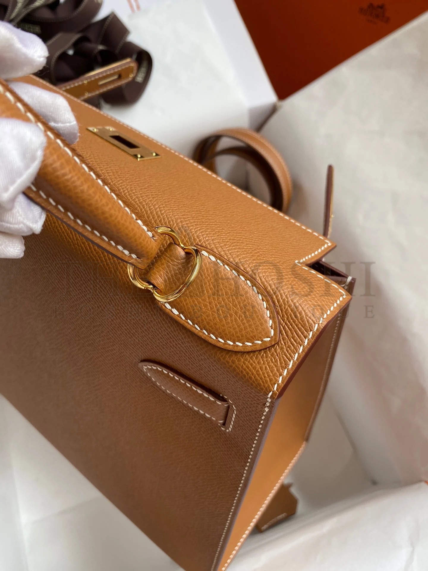 H**me5 Kelly Sellier 28 Handmade Bag In Gold Epsom Calfskin Master Quality
