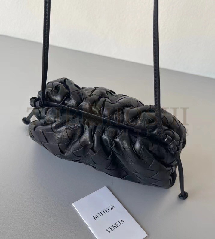 B0tt*ga Ven*ta Mini Pouch In Black Intrecciato Lambskin Master Quality