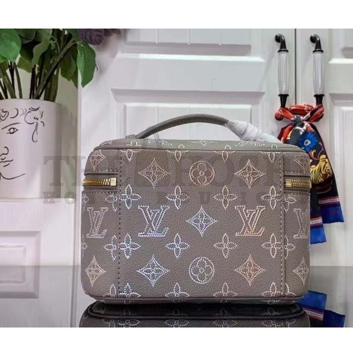 L0vis Vvtt0n LV Women Nice Mini Toiletry Pouch Gray Mahina Perforated Calfskin Leather Master Quality