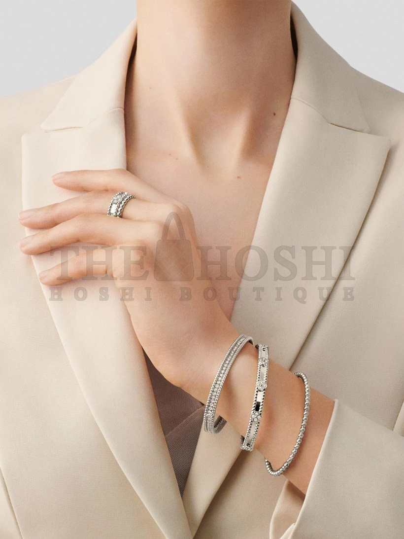 V*n Cl**f & Arpels Full D1am0nd Bracelet, Perlée D1am0nds bracelet, 1 row Master Quality