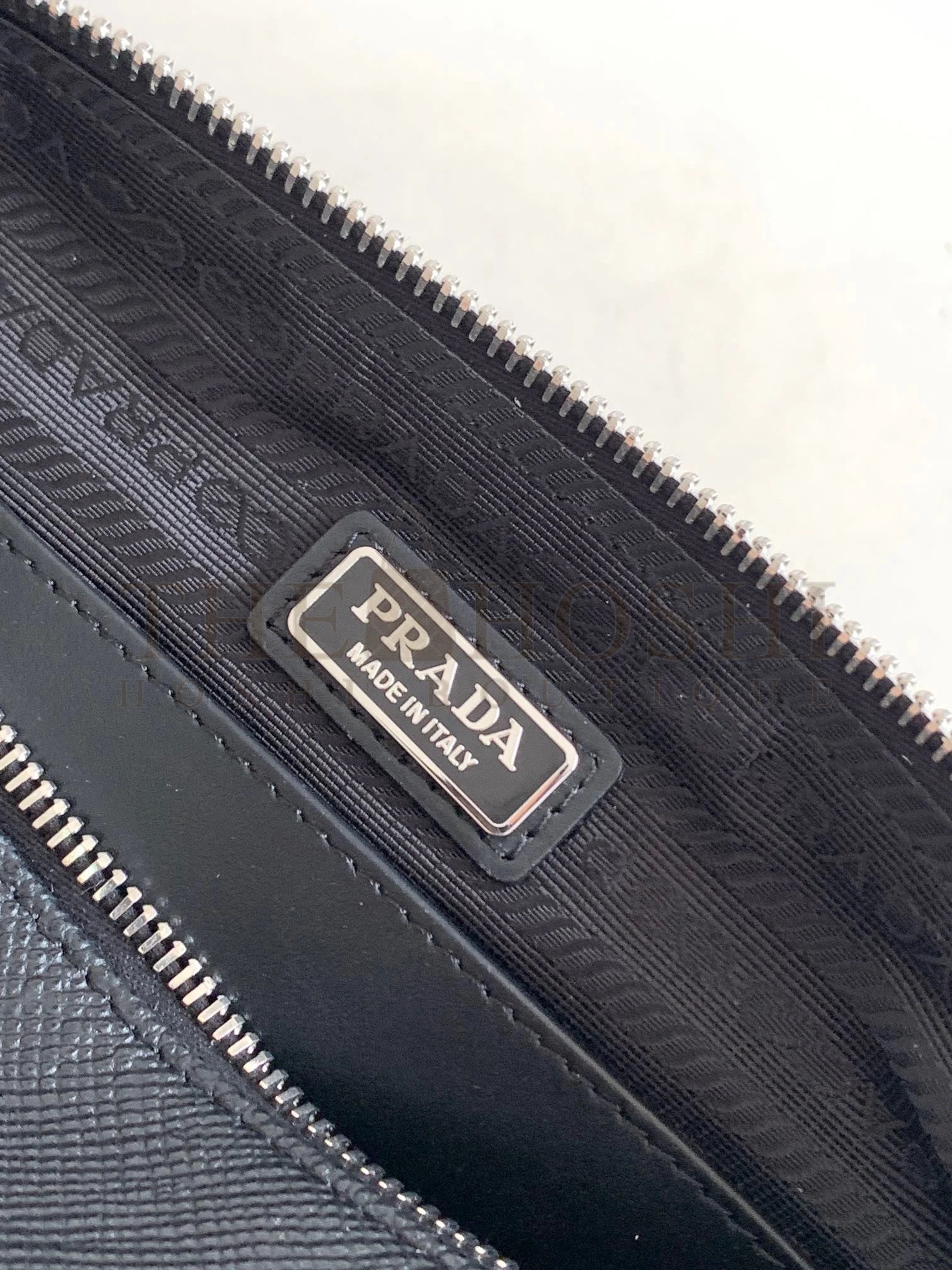 Pra*a Triangle Shoulder Bag In Black Saffiano Leather Master Quality