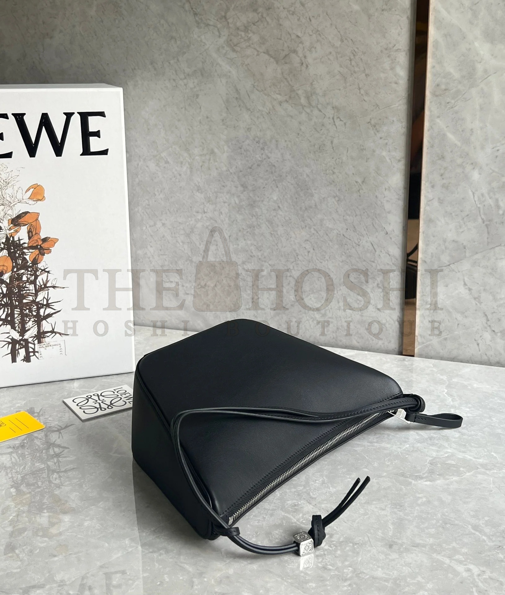 L0ew* Mini Hammock Hobo Bag in Black Calfskin Master Quality