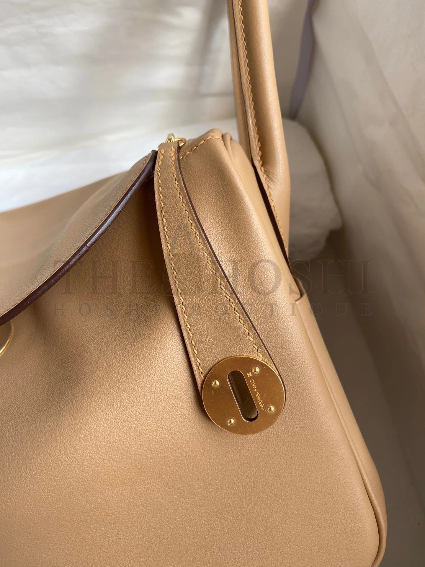 H**me5 Lindy 26 Handmade Bag In Chai Swift Calfskin Master Quality