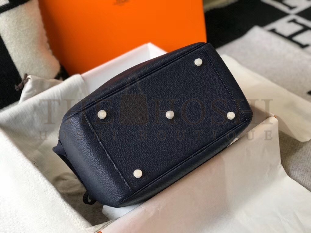 H**me5 Lindy 30cm Bag In Navy Blue Clemence Leather Master Quality