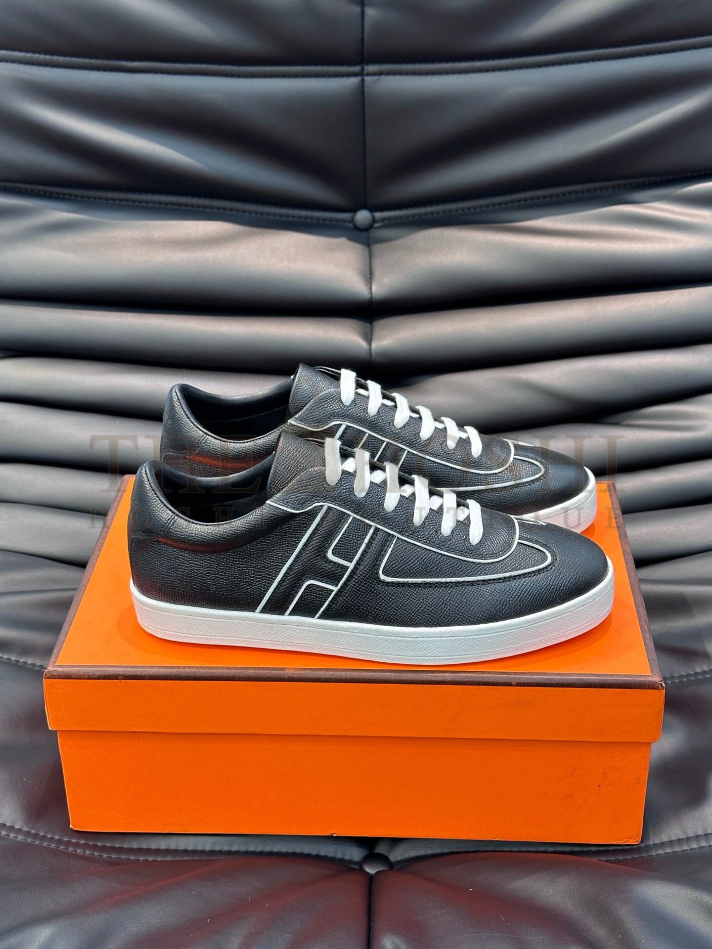 H**me5 Boomerang Sneakers In Black Epsom Calfskin Master Quality