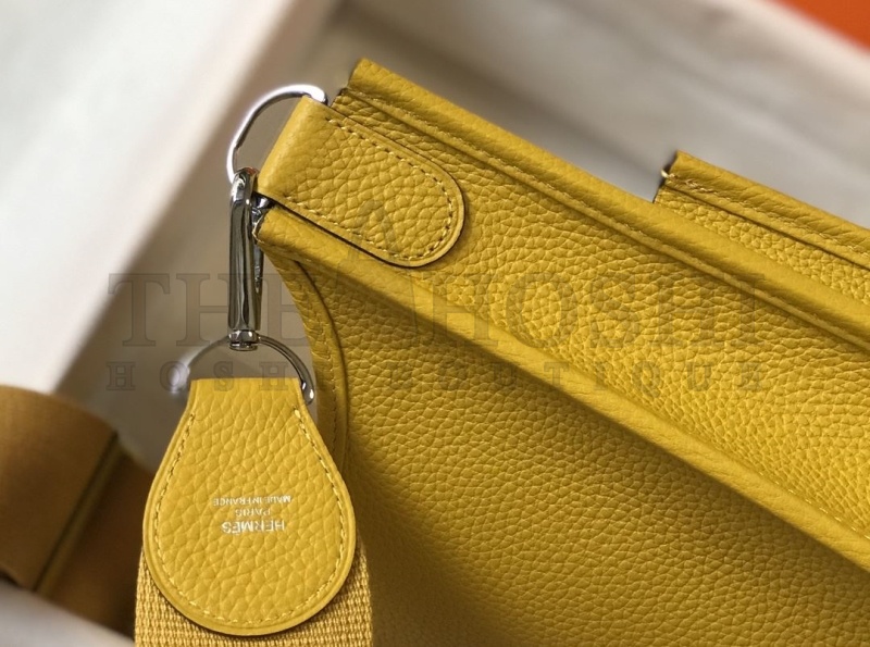 H**me5 Evelyn Bags Master Quality