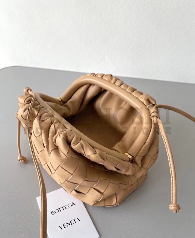 B0tt*ga Ven*ta Mini Pouch In Beige Intrecciato Lambskin Master Quality