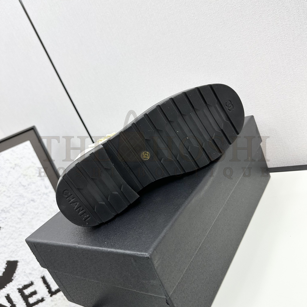 Ch**el Shiny Lambskin Quilted Lace Up Combat Boots Master Quality