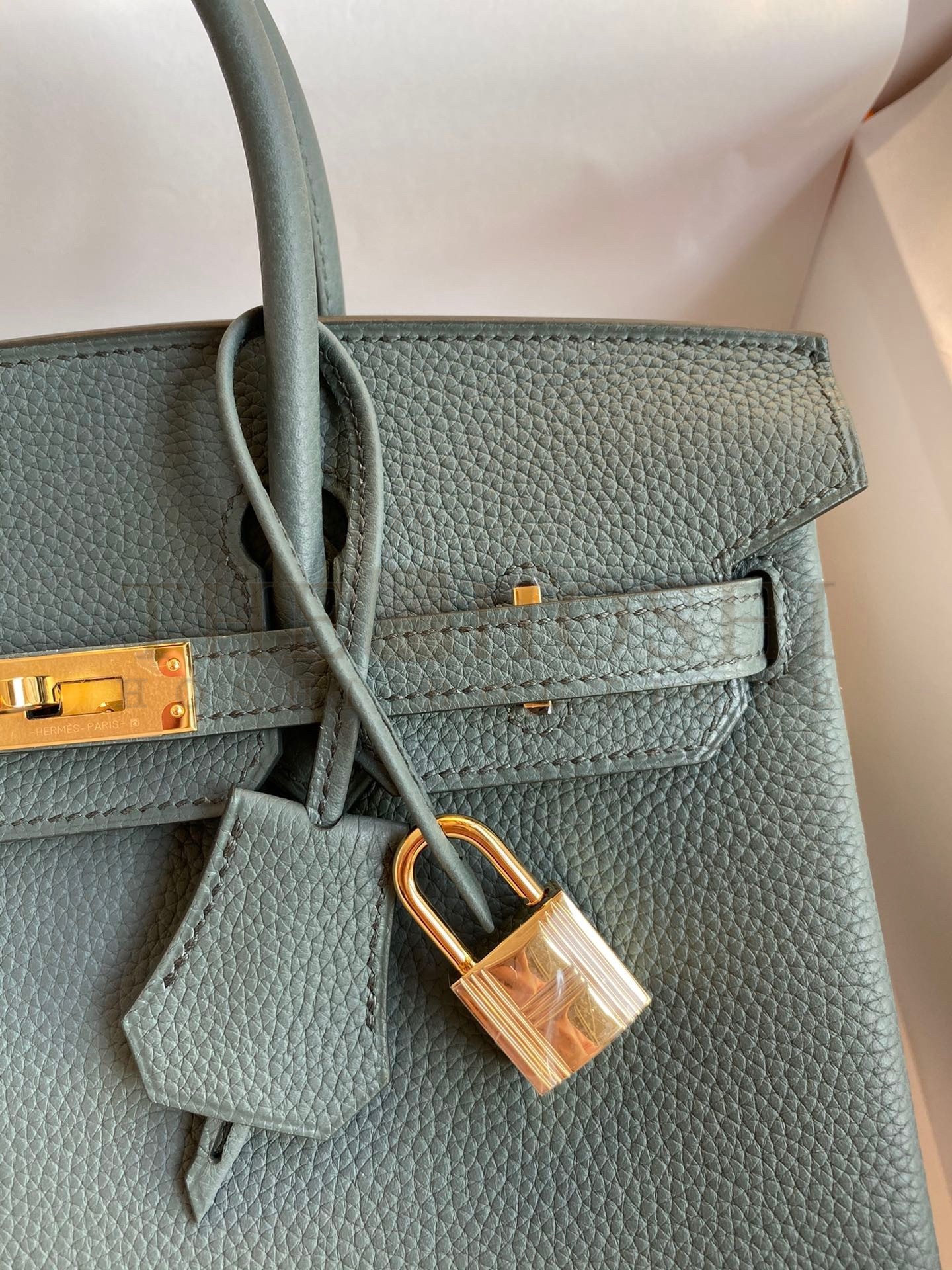 H**me5 Birkin 25 Retourne Handmade Bag In Vert Amande Clemence Leather Master Quality