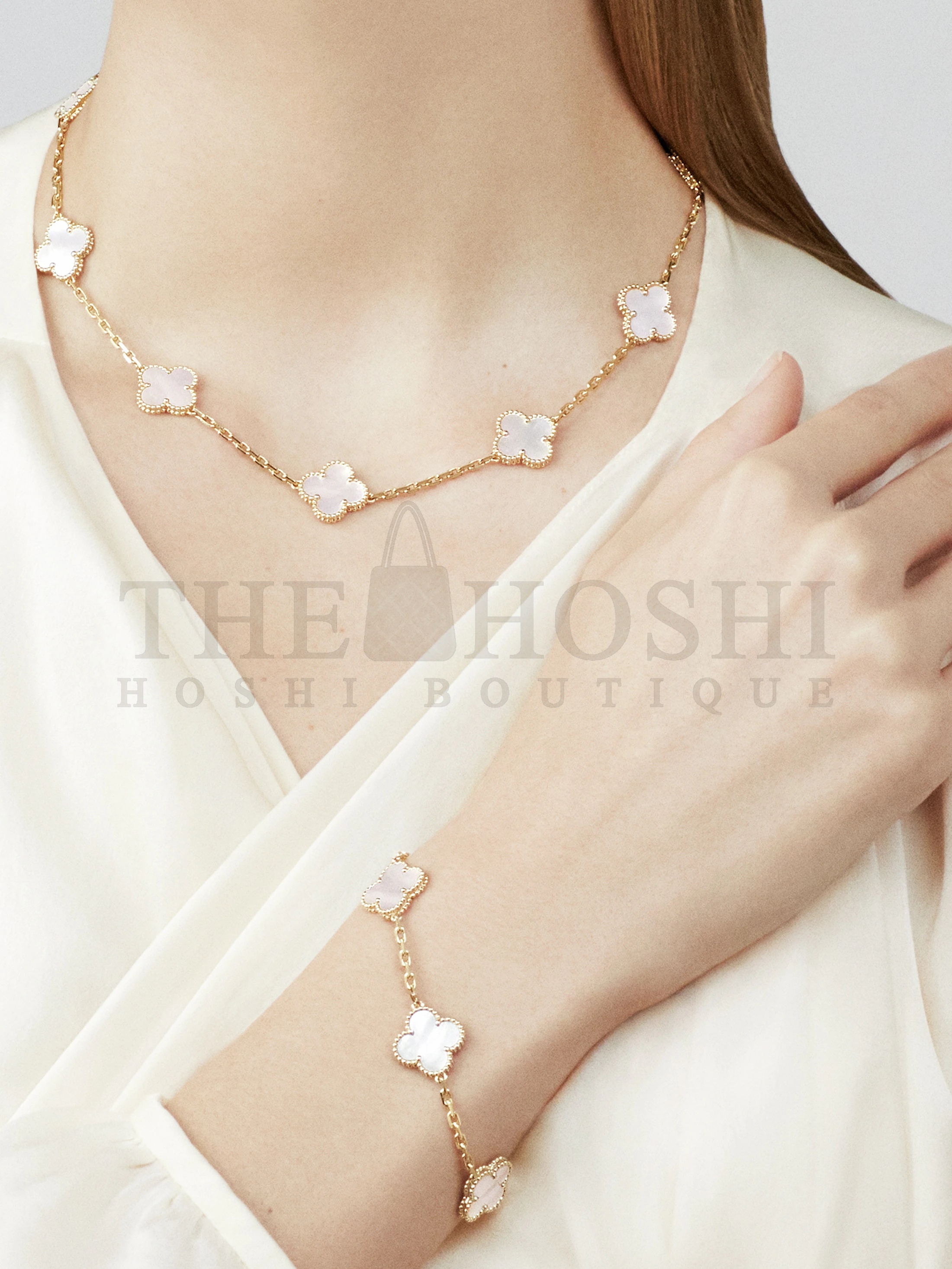 V*n Cl**f bracelet dupe, V*n Cl**f replica bracelet, White Mother-of-Pearl Clover Bracelet, Vintage Alhambra bracelet, 5 motifs Master Quality